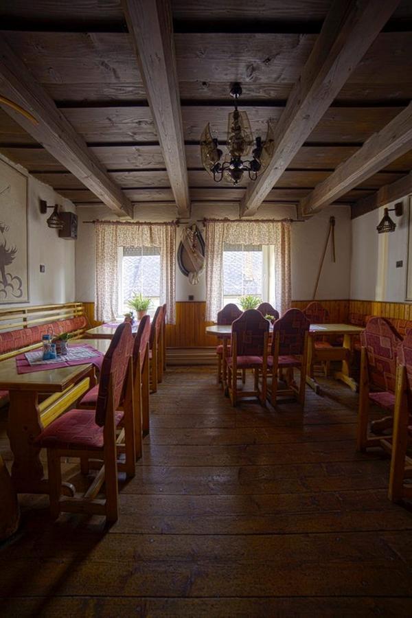 Motel Pod Stromisom Vlachovo エクステリア 写真
